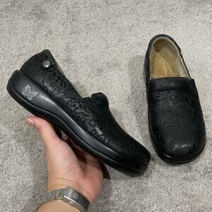 Alegria Keli KEL-431 Black Embossed Paisley Shoes Womens Size EU 37 US 7/7.5